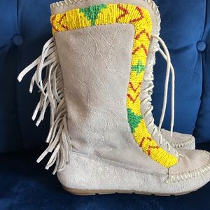 House of Harlow moccasins